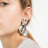 Tocona 15 Style Charming Big Flowers Drop Earrings for Women Butterfly Gold Metal Pearl Stone Leaf Geometric Jewelry Pendiente