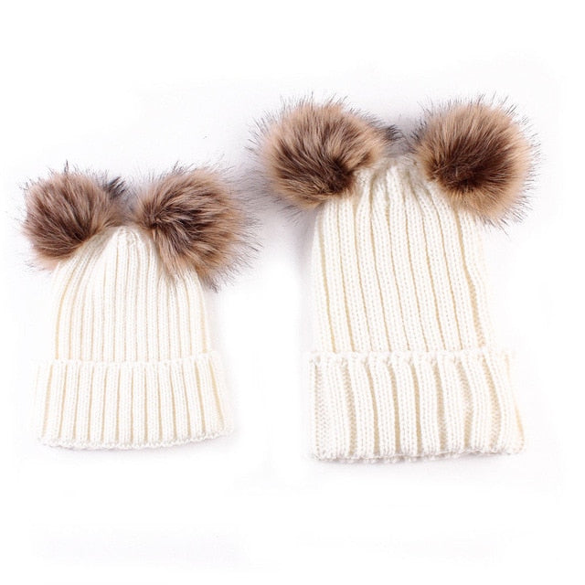 Hot Selling Kids Baby Boy Girl & Mom Winter Knit Warm Soft Beanie Hat Hairball Cap for Adult Children Family Matching Caps Hats