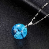 Chic Transparent Resin Rould Ball Moon Pendant Necklace Women Blue Sky White Cloud Chain Necklace Fashion Jewelry Gifts for Girl