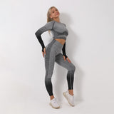 Women Sports Wear Seamless Gym Clothing Long Sleeve Yoga Set Women Ombre Legging Set High Waisted Gym Wear Tight Work out Suit