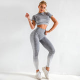 Women Sports Wear Seamless Gym Clothing Long Sleeve Yoga Set Women Ombre Legging Set High Waisted Gym Wear Tight Work out Suit